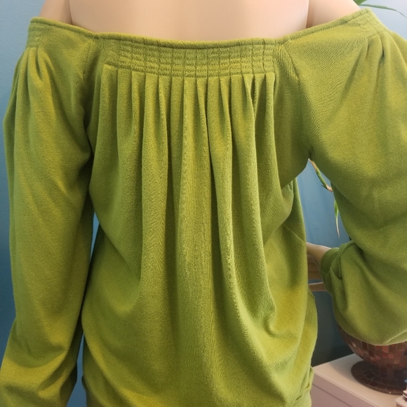 Top - Picture 3 of 5